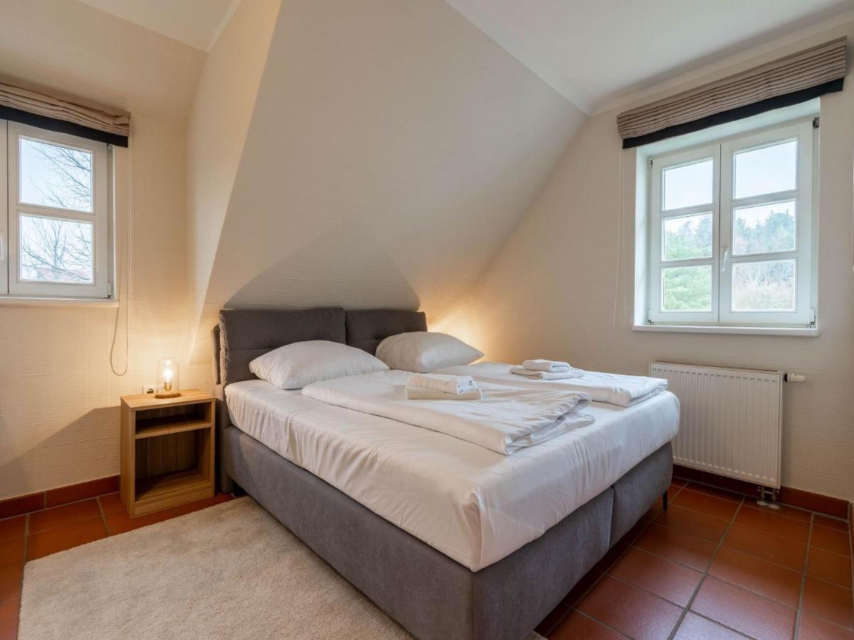 Feriendorf Rugana - Klassik Appartement Mit 2 Schlafzimmern Und Terrasse A25 Dranske Exterior photo